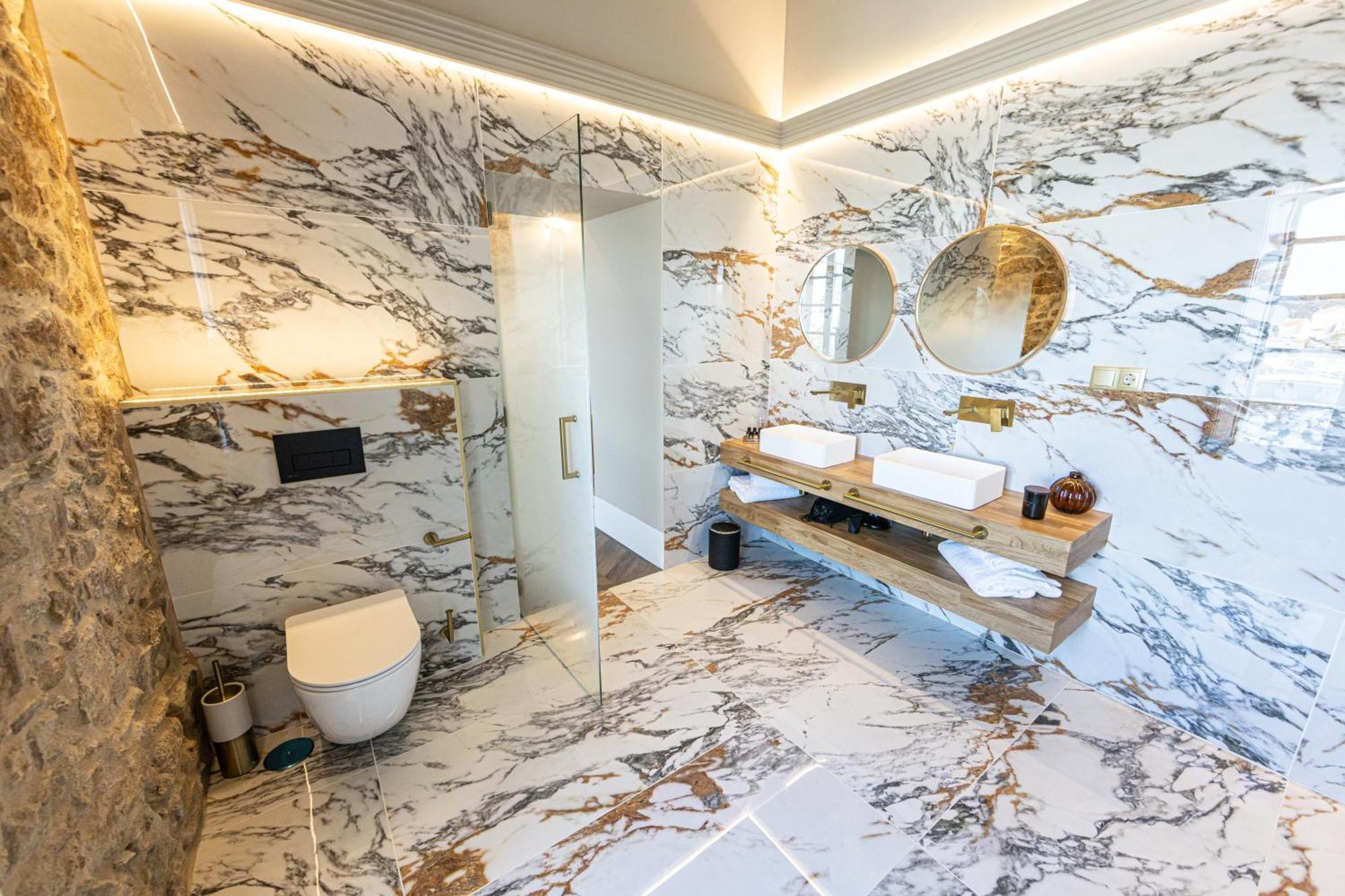 Hospedium Hotel Barometro De กามาริญาส ภายนอก รูปภาพ