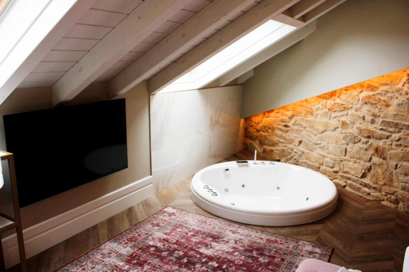 Hospedium Hotel Barometro De กามาริญาส ภายนอก รูปภาพ